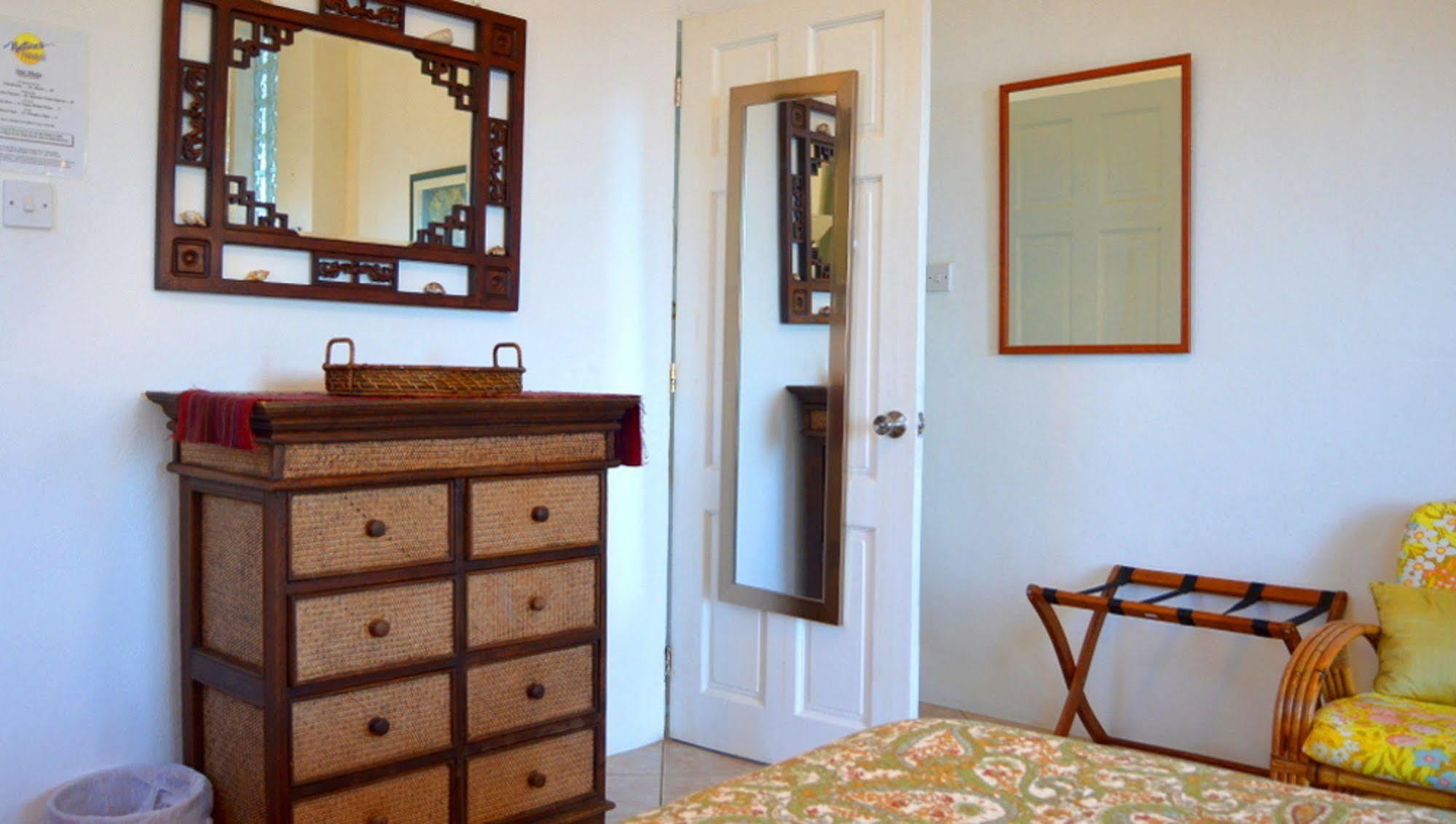 Nature'S Paradise Bed and Breakfast Bahía Marigot Exterior foto