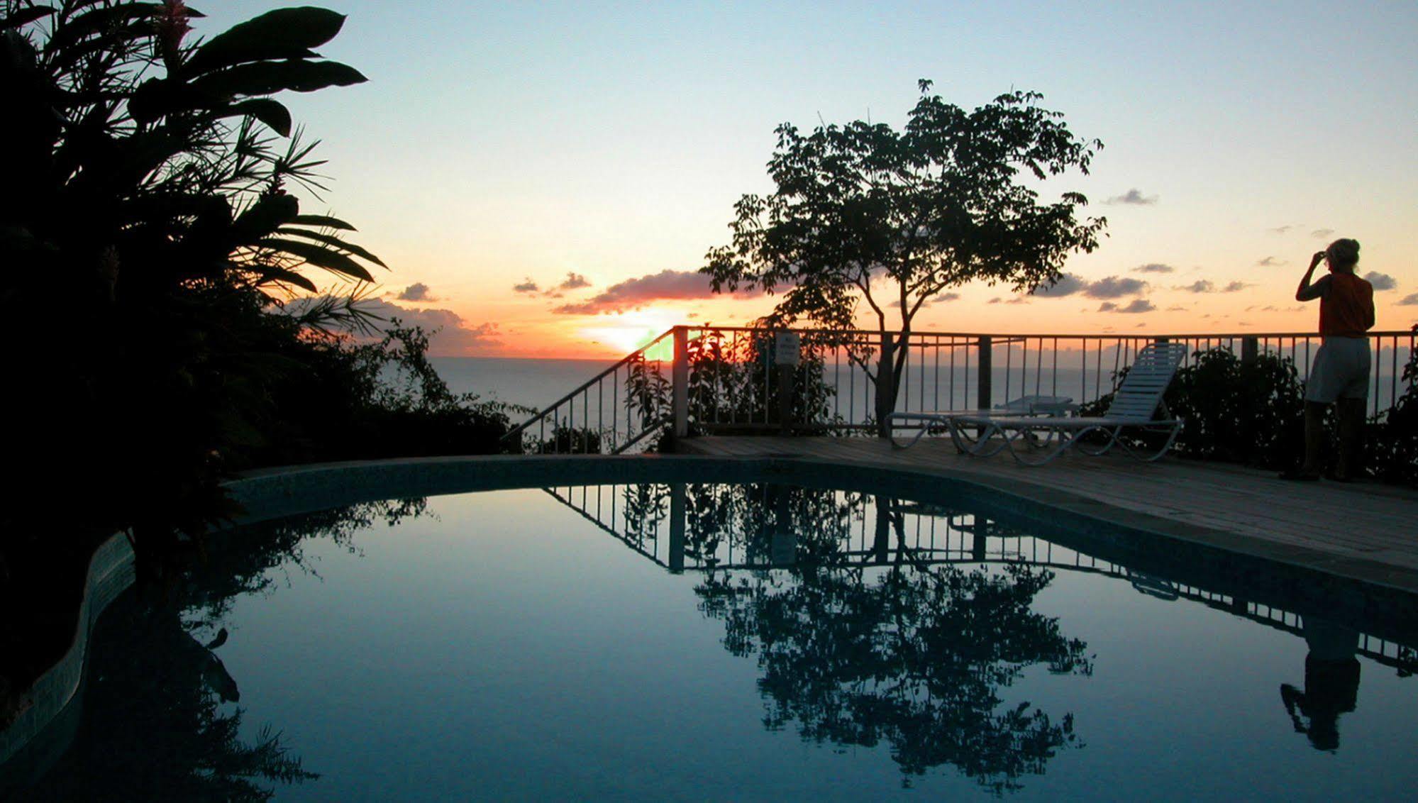 Nature'S Paradise Bed and Breakfast Bahía Marigot Exterior foto